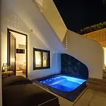 Secret Spot Luxury סנטוריני