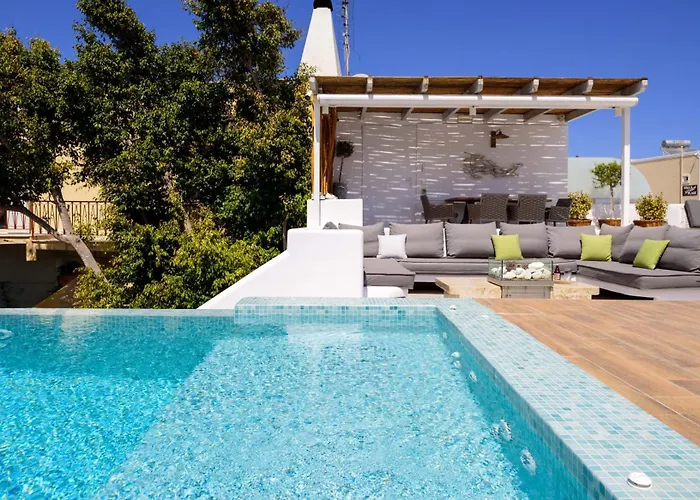 Villa Secret Spot Luxury Fira (Santorini)