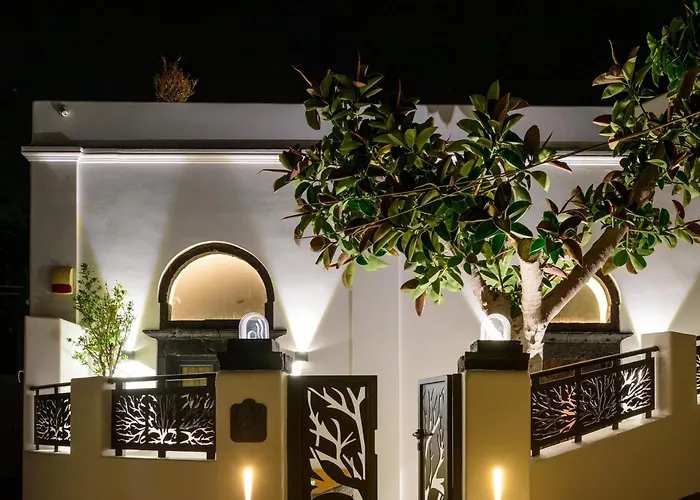 Villa Secret Spot Luxury Fira (Santorini)